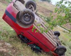 Cinci persoane, între care doi copii, rănite într-un accident la Constanța, după ce maşina în care se aflau s-a răsturnat