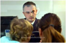 O femeie care venea din SUA a încercat să intre în România cu 3 copii, cu pașapoare "împrumutate"