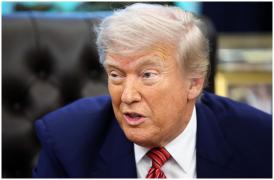 Cum își apără Trump dezicia de a bloca înscrierea studenţilor străini la Harvard