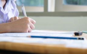 Evaluare Națională clasa a VI-a 2025. Miercuri, elevii susţin proba la Matematică şi ştiinţe ale naturii