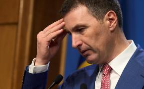 Ministrul de Finanțe îi linişteşte pe români: Nici pensiile, nici salariile, nici investițiile nu sunt în pericol