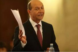 Băsescu: "Ar fi groaznic pentru România să avem un şef de galerie care ajunge preşedinte fără să fi practicat nicio meserie"