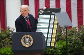 Statele Unite ar putea scuti scaunele auto şi cărucioarele pentru copii de noile tarife vamale pentru produsele din China