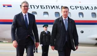 Lituania şi-a închis spaţiul aerian pentru liderii slovac şi sârb în drum spre Rusia. Aleksandar Vučić a ajuns deja la Moscova