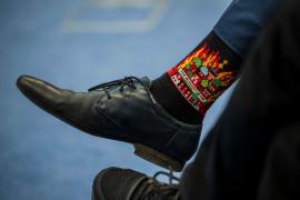 Reacţia furibundă a ruşilor, după ce un oficial ceh a purtat şosete cu Kremlinul în flăcări la o întâlnire cu Zelenski