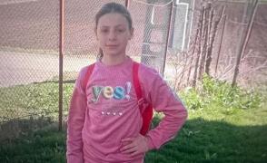 Elena, o fată de 12 ani din Vaslui, dată dispărută de familie. Copila e de negăsit de luni seară