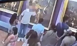 Cum a reuşit un turist să strice un tablou "de o valoare inestimabilă", în timp ce-şi făcea un selfie