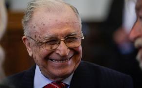 Ion Iliescu, în continuare la Terapie Intensivă. Noi detalii despre starea de sănătate a fostului președinte
