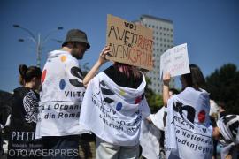 "Voi aveţi buget, noi avem griji". Studenţii protestează faţă de iniţiativa Guvernului de a schimba bursele