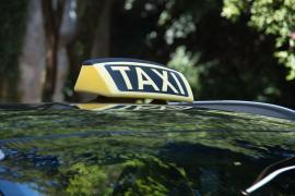 Taximetrist din Otopeni, acuzat că a păcălit un turist de 90 de ani: i-a luat 400 de euro până în Bucureşti