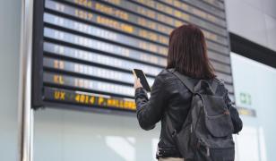 În ce condiţii poţi primi 600 de euro despăgubire în cazul unui zbor anulat 