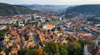 (P) Cum identifici o oportunitate de investiție imobiliară în afara zonei tale?