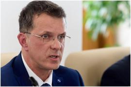 Moşteanu anunță serviciul militar voluntar de 4 luni: Degeaba ne înzestrăm dacă nu are cine să apese pe buton