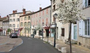 Motivul pentru care un sat din Franţa vinde case la 1 euro. Există şi o condiţie