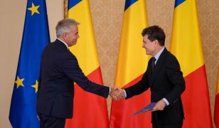 Nicuşor Dan "nu-şi aminteşte" dacă a dat vreodată mită de supravieţuire