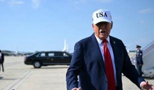 Trump susţine că nu a oprit complet livrarea de arme către Ucraina, dar se plânge că le-a oferit prea multe