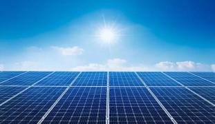 30.000 de panouri fotovoltaice au ars într-un incendiu, în Giurgiu. De la ce a pornit focul