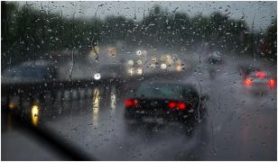 Alertă de vreme severă: Cod portocaliu de furtună şi grindină într-un judeţ din Oltenia