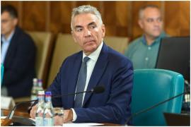 Dragoș Anastasiu: "Am avut 10 zile să tragem frâna unei mașini care se îndrepta spre un zid numit junk"