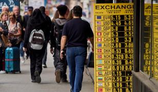 Isărescu explică de ce România nu a adoptat încă moneda euro: 