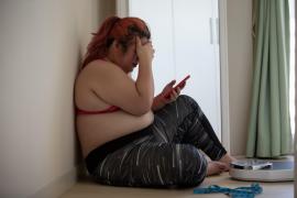 Un bărbat din Portugalia a murit asfixiat, după ce soţia lui obeză a căzut peste el şi nu s-a mai putut ridica