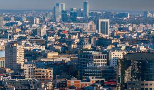 Românii preferă apartamente vechi, mai mici și achizițiile cash