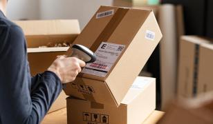 Guvernul introduce o taxă de 25 lei pentru coletele extra-UE sub 150€, vizând în special Asia