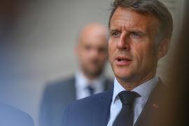 Macron cere vigilenţă şi menţinerea presiunii asupra Rusiei