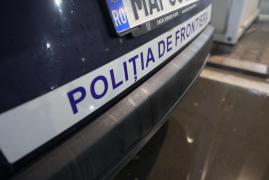 Mii de pachete de țigări, descoperite în maşina unui bulgar de vameşii din Giurgiu