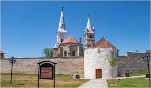 Fortăreața medievală din Orăştie, redeschisă publicului după mai mulţi ani de restaurare