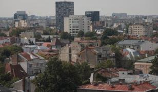 Vânzările de apartamente au atins un nivel record în iulie, în Capitală, înainte de creşterea TVA la 21%