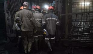 Nu mai sunt bani de salarii pentru minerii din Valea Jiului. Aceştia cer intervenţia Guvernului