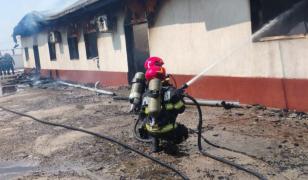 Incendiu la o biserică din Ialomiţa. Şapte persoane, între care 4 copii, au fost evacuate