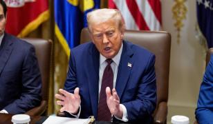 Donald Trump ameninţă iarăşi cu sancţiuni "foarte grave" împotriva Rusiei: "Vreau să văd că se termină"