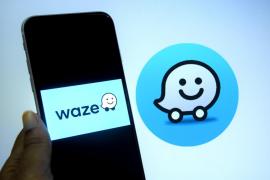 Telefoanele pe care aplicaţiile Waze şi Google Maps vor înceta să mai primească actualizări