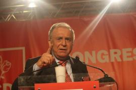 Ion Iliescu, fost preşedinte al României, în faţa congresului PSD