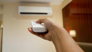 Temperatura perfectă a aerului condiţionat pentru confort şi economie la energie