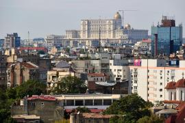 Piaţa imobiliară a crescut în iulie. Românii s-au grăbit să îşi cumpere o casă pentru a scăpa de TVA de 21%