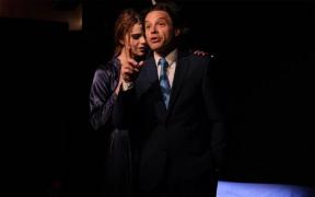 Piesa de teatru "The Blue Room" se joacă vineri, 12 septembrie, la Teatrul în Culise din Bucureşti