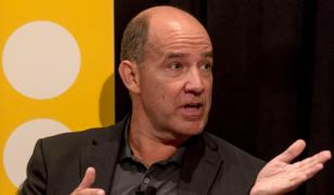 MSNBC l-a concediat pe analistul politic Matthew Dowd, după comentariile controversate despre Charlie Kirk