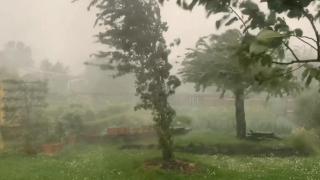 Vijelii puternice lovesc mai multe judeţe, în următoarele ore. Avertismentul ANM pentru weekend