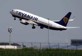Ryanair amenință cu noi tăieri de zboruri spre Spania. 2 milioane de locuri au fost deja anulate