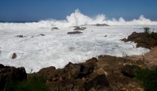 Insula secretă unde localnicii nu plătesc chirie, dar respectă reguli stricte: fără maşini, fără electricitate