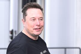 Elon Musk cere dizolvarea parlamentului britanic. Mesajul video transmis la protestul din Londra