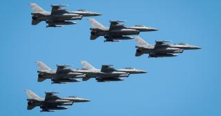 Polonia ar vrea ca NATO să impună un "no fly zone" deasupra Ucrainei: "Ar fi avantajos pentru noi"