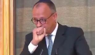 Merz a izbucnit în lacrimi la redeschiderea unei sinagogi. Promite să lupte împotriva antisemitismului