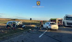 Accident rutier soldat cu 6 victime, în Vrancea. O maşină a intrat pe constrasens şi s-a izbit frontal de alta