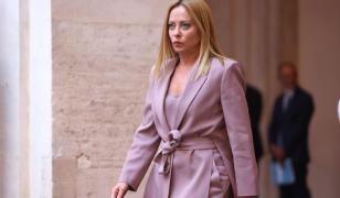 Italia reglementează oficial inteligența artificială. Pedepse cu închisoarea pentru deepfake-uri