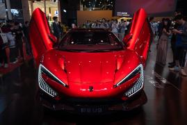 Bugatti, detronat. Noua mașină a chinezilor de la BYD atinge aproape 500 km/h