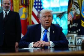 Donald Trump a semnat decretul: "Antifa", desemnată oficial organizație teroristă și anarhistă